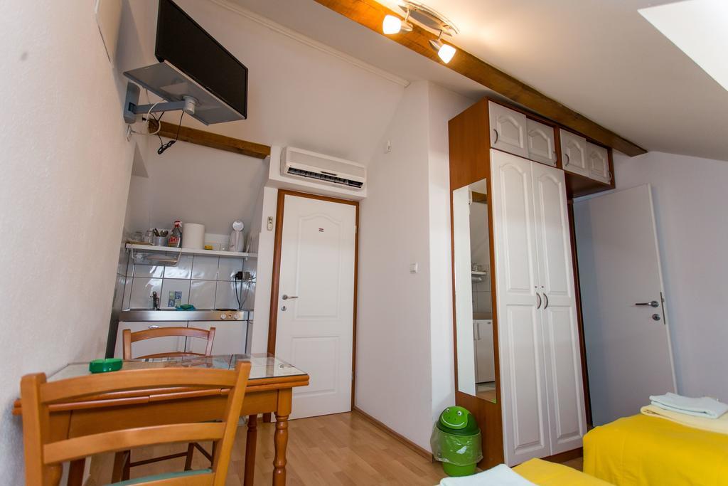 Maja Apartments Trogir Exterior photo